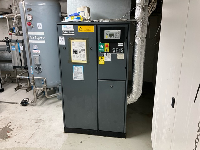 Atlas-Copco SF 15 - Rakennuskoneet: kuva Atlas-Copco SF 15 - Rakennuskoneet Atlas-Copco SF 15 - Rakennuskoneet: kuva Atlas-Copco SF 15 - Rakennuskoneet