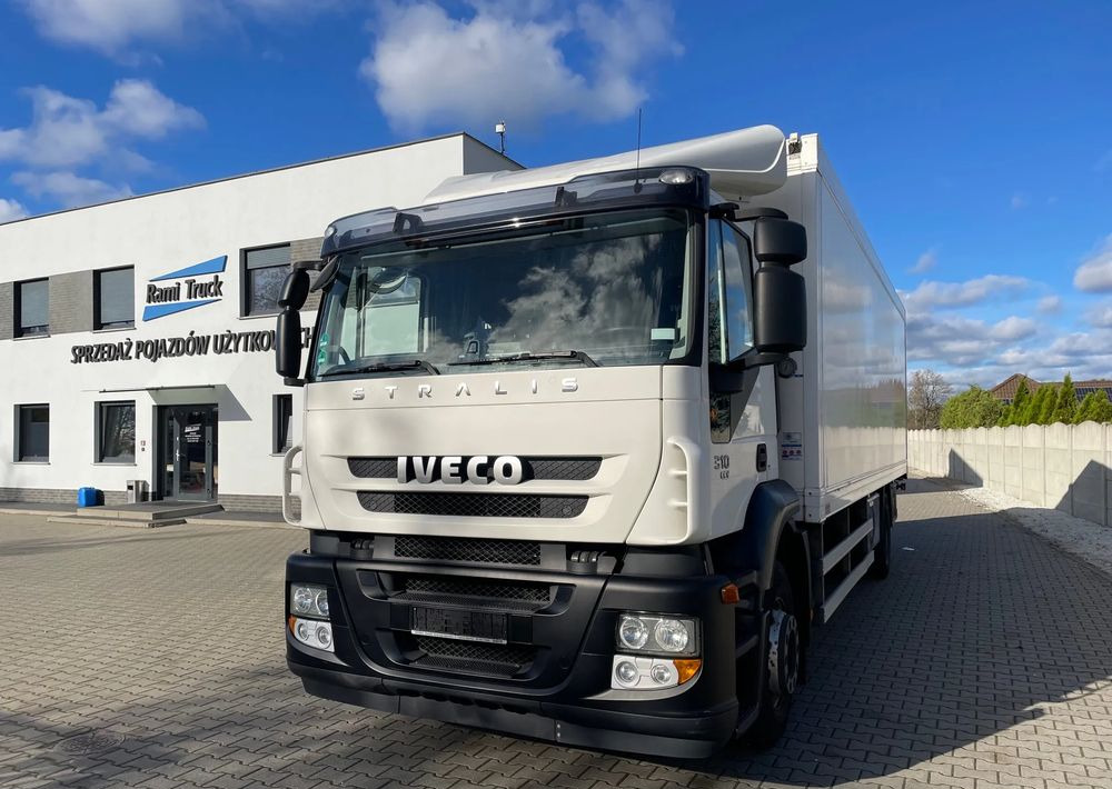 Iveco Stralis EEV 18.310 EURO 5, Chłodnia, PRZEBIEG 262 TYŚ KM!! - Refrigeraattori kuorma-auto: kuva Iveco Stralis EEV 18.310 EURO 5, Chłodnia, PRZEBIEG 262 TYŚ KM!! - Refrigeraattori kuorma-auto Iveco Stralis EEV 18.310 EURO 5, Chłodnia, PRZEBIEG 262 TYŚ KM!! - Refrigeraattori kuorma-auto: kuva Iveco Stralis EEV 18.310 EURO 5, Chłodnia, PRZEBIEG 262 TYŚ KM!! - Refrigeraattori kuorma-auto