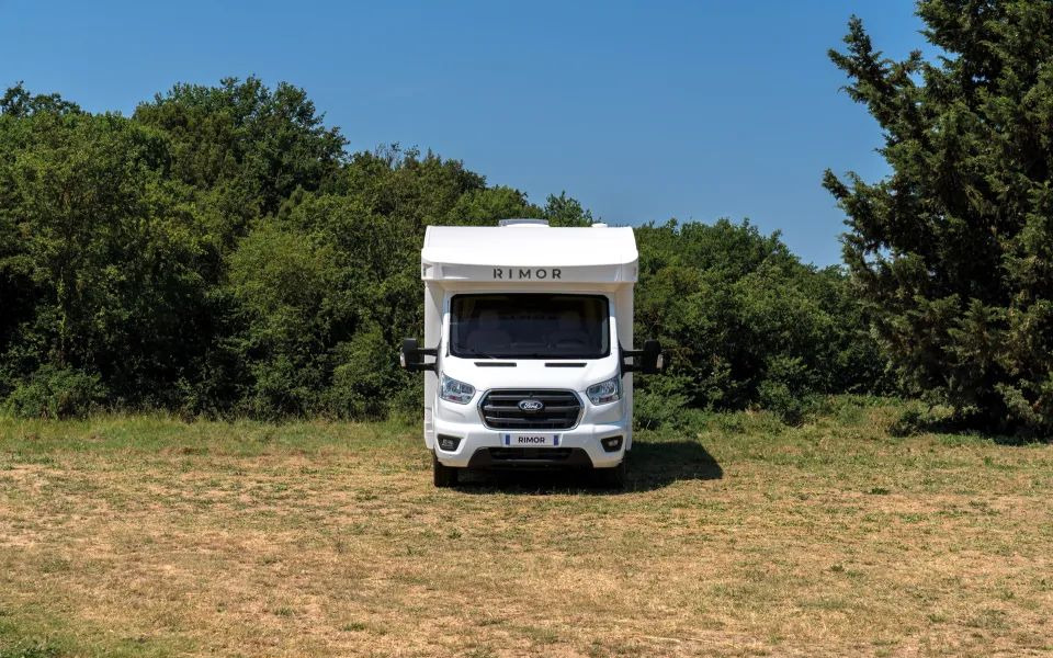 Ford Transit RIMOR KILIG 18 Plus - Matkailuauto: kuva Ford Transit RIMOR KILIG 18 Plus - Matkailuauto Ford Transit RIMOR KILIG 18 Plus - Matkailuauto: kuva Ford Transit RIMOR KILIG 18 Plus - Matkailuauto