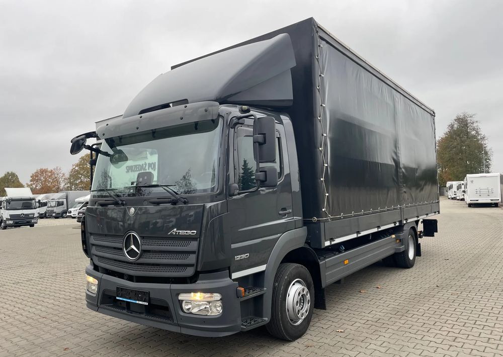 Mercedes-Benz ATEGO 1230 - Pressukapelli kuorma-auto: kuva  Mercedes-Benz ATEGO 1230 - Pressukapelli kuorma-auto Mercedes-Benz ATEGO 1230 - Pressukapelli kuorma-auto: kuva  Mercedes-Benz ATEGO 1230 - Pressukapelli kuorma-auto