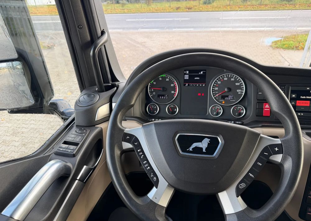 Vetopöytäauto MAN TGX XLX 18.500/ RETARDER: kuva Vetopöytäauto MAN TGX XLX 18.500/ RETARDER