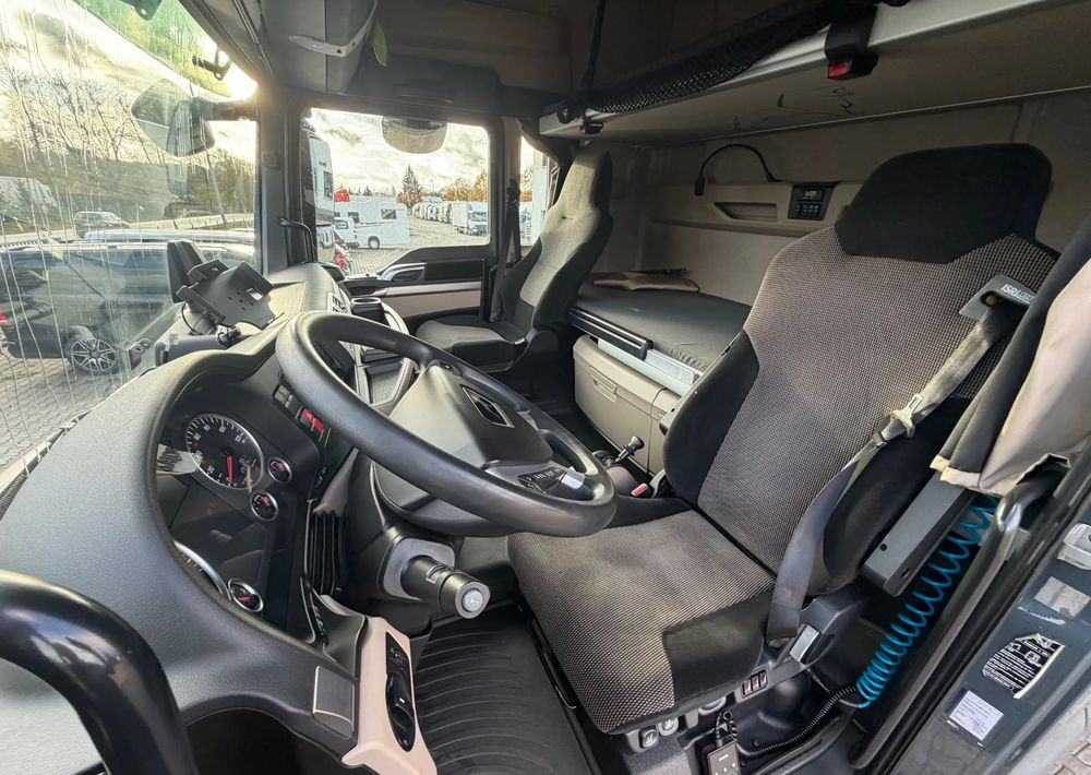 Vetopöytäauto MAN TGX XLX 18.500/ RETARDER: kuva Vetopöytäauto MAN TGX XLX 18.500/ RETARDER