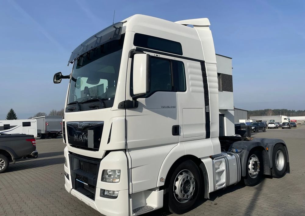 MAN TGX XXL 26.440 PUSCHER / 3 OSIE / 6x2 - Vetopöytäauto: kuva MAN TGX XXL 26.440 PUSCHER / 3 OSIE / 6x2 - Vetopöytäauto MAN TGX XXL 26.440 PUSCHER / 3 OSIE / 6x2 - Vetopöytäauto: kuva MAN TGX XXL 26.440 PUSCHER / 3 OSIE / 6x2 - Vetopöytäauto