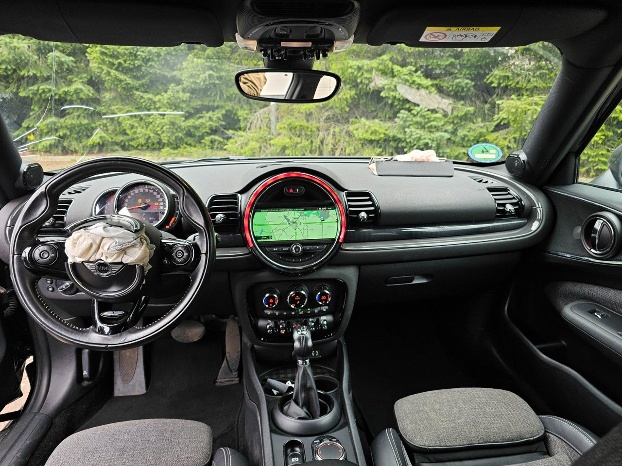 Farmari MINI Cooper D Clubman Automatik Harman/Kardon: kuva Farmari MINI Cooper D Clubman Automatik Harman/Kardon