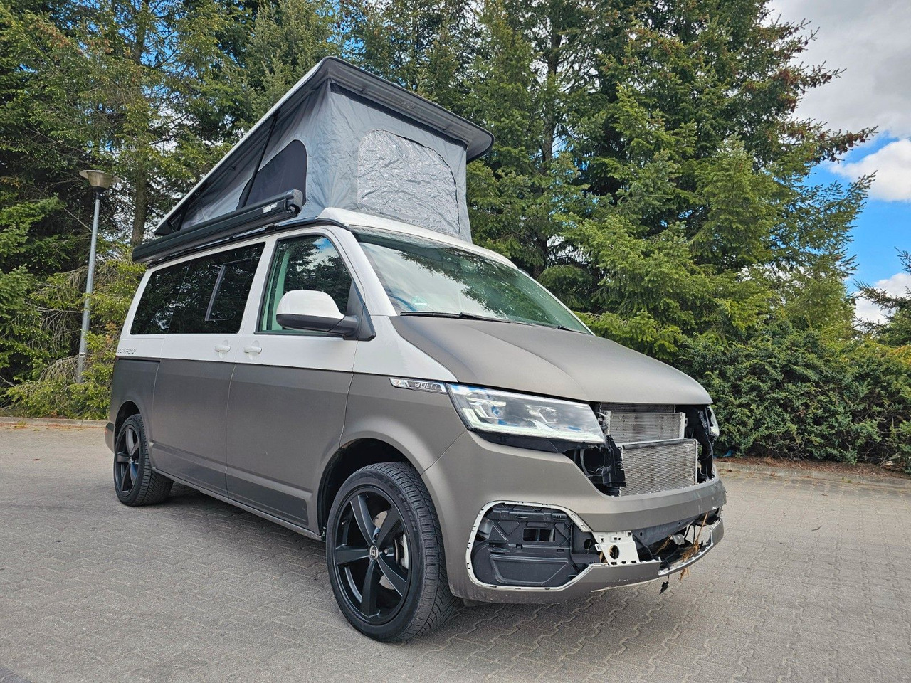 Volkswagen SALTY BLUE PREMIUM BULLI CALIFORNIA Fahrbereit! - Retkeilyauto: kuva Volkswagen SALTY BLUE PREMIUM BULLI CALIFORNIA Fahrbereit! - Retkeilyauto Volkswagen SALTY BLUE PREMIUM BULLI CALIFORNIA Fahrbereit! - Retkeilyauto: kuva Volkswagen SALTY BLUE PREMIUM BULLI CALIFORNIA Fahrbereit! - Retkeilyauto