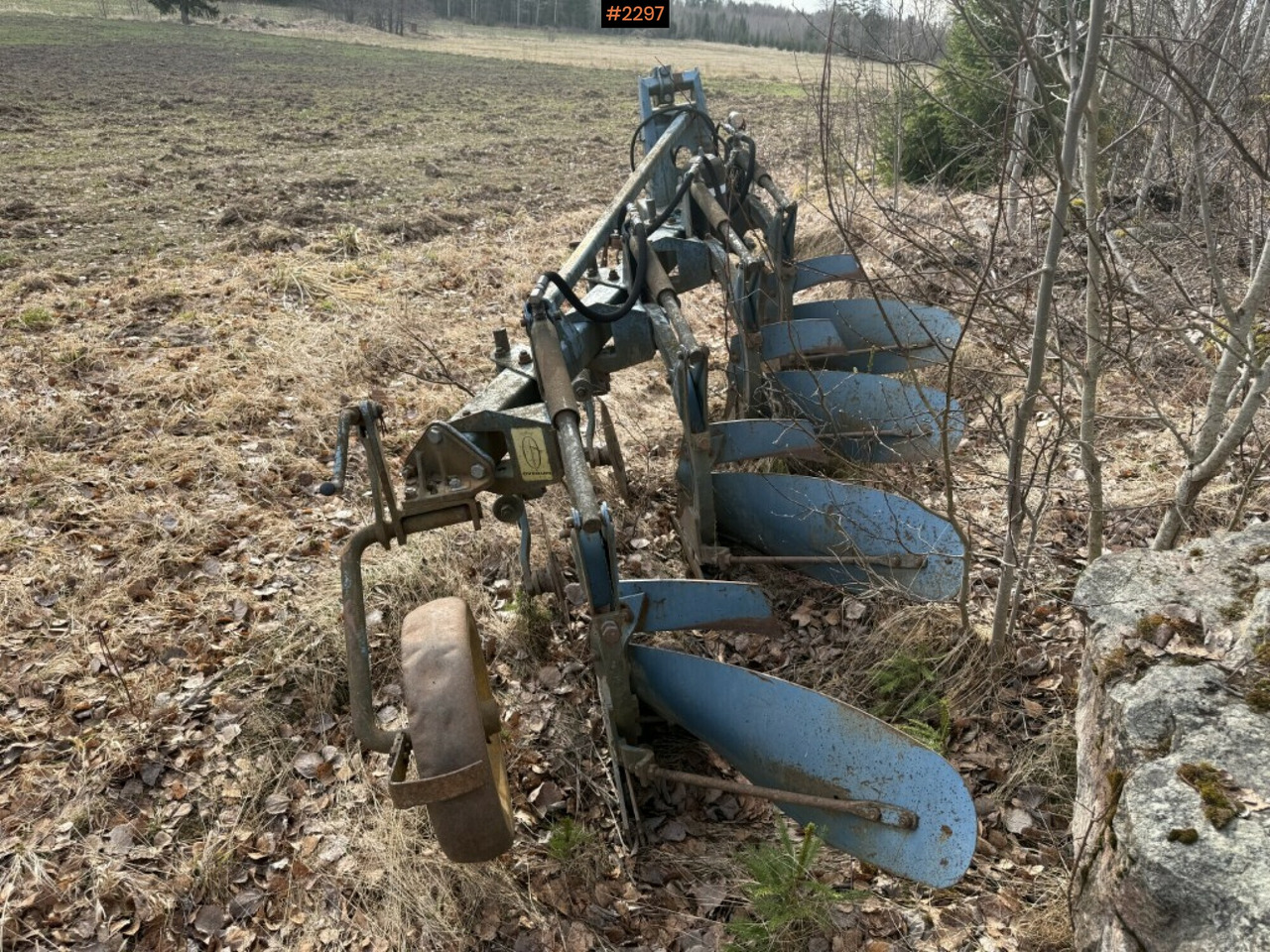 Brick Plough 4 furrow Överum C 487 - Maanmuokkauskone: kuva Brick Plough 4 furrow Överum C 487 - Maanmuokkauskone Brick Plough 4 furrow Överum C 487 - Maanmuokkauskone: kuva Brick Plough 4 furrow Överum C 487 - Maanmuokkauskone
