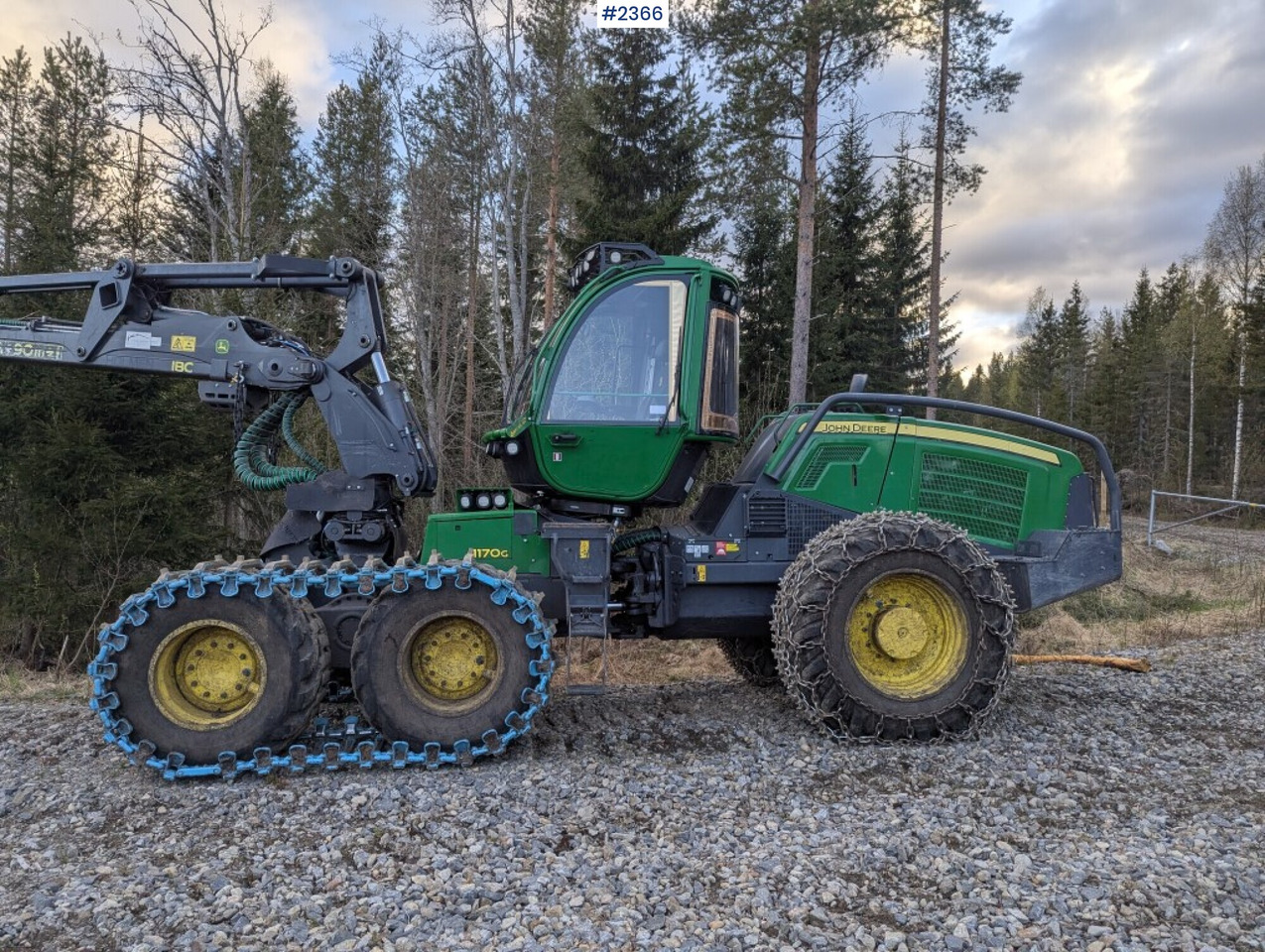 Harvester John Deere 1170G - Harvesteri: kuva Harvester John Deere 1170G - Harvesteri Harvester John Deere 1170G - Harvesteri: kuva Harvester John Deere 1170G - Harvesteri