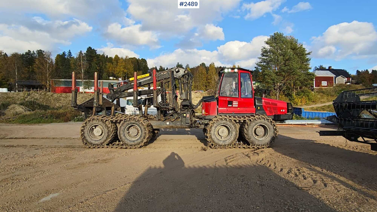 Komatsu 895 Forwarder (VIDEO) - Kuormatraktori: kuva Komatsu 895 Forwarder (VIDEO) - Kuormatraktori Komatsu 895 Forwarder (VIDEO) - Kuormatraktori: kuva Komatsu 895 Forwarder (VIDEO) - Kuormatraktori
