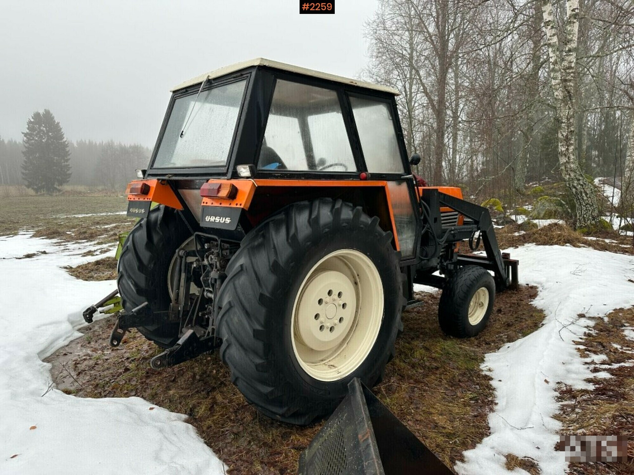 Tractor Ursus C385 Deluxe! with loader and implements - Traktori: kuva Tractor Ursus C385 Deluxe! with loader and implements - Traktori Tractor Ursus C385 Deluxe! with loader and implements - Traktori: kuva Tractor Ursus C385 Deluxe! with loader and implements - Traktori
