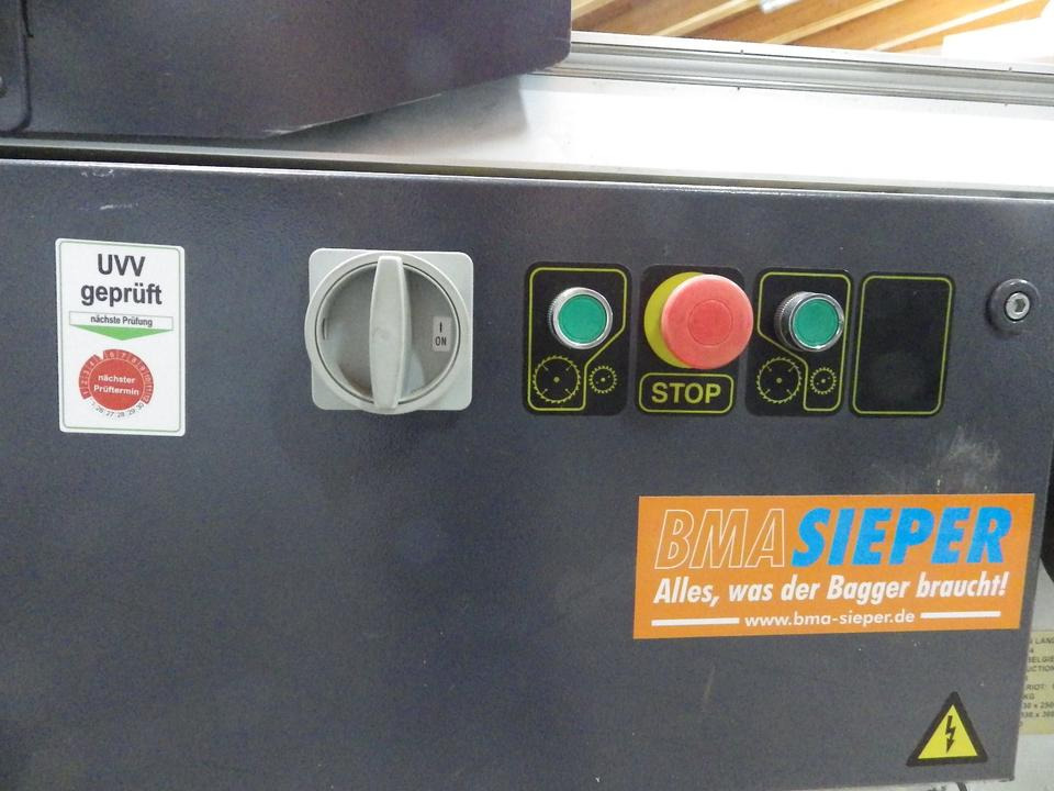 2 x Formatkreissäge mit Vorritzer Altendorf F90 und ROBLAND E300 - Puuntyöstökone: kuva 2 x Formatkreissäge mit Vorritzer Altendorf F90 und ROBLAND E300 - Puuntyöstökone 2 x Formatkreissäge mit Vorritzer Altendorf F90 und ROBLAND E300 - Puuntyöstökone: kuva 2 x Formatkreissäge mit Vorritzer Altendorf F90 und ROBLAND E300 - Puuntyöstökone