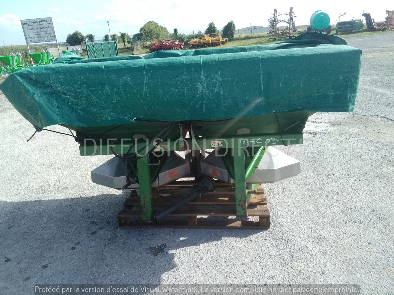 AMAZONE DISTRIBUTEUR D'ENGRAIS ZA-M COMPACT - Lannoitteenlevitin: kuva AMAZONE DISTRIBUTEUR D'ENGRAIS ZA-M COMPACT - Lannoitteenlevitin AMAZONE DISTRIBUTEUR D'ENGRAIS ZA-M COMPACT - Lannoitteenlevitin: kuva AMAZONE DISTRIBUTEUR D'ENGRAIS ZA-M COMPACT - Lannoitteenlevitin