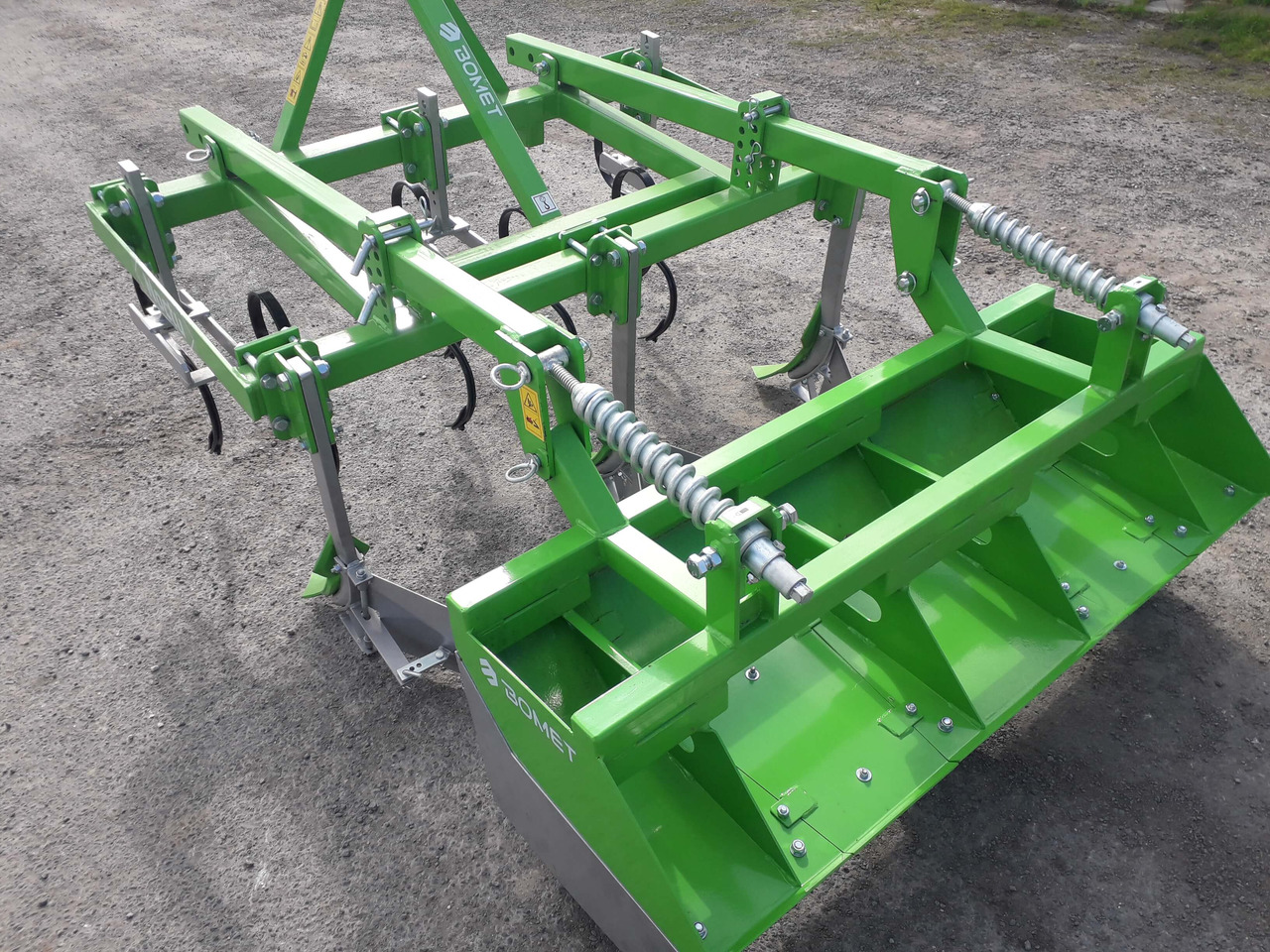 BOMET Butteuse avec cape arrière 2 rangs (tôles démontables) NOCTU - Maanmuokkauskone: kuva BOMET Butteuse avec cape arrière 2 rangs (tôles démontables) NOCTU - Maanmuokkauskone BOMET Butteuse avec cape arrière 2 rangs (tôles démontables) NOCTU - Maanmuokkauskone: kuva BOMET Butteuse avec cape arrière 2 rangs (tôles démontables) NOCTU - Maanmuokkauskone