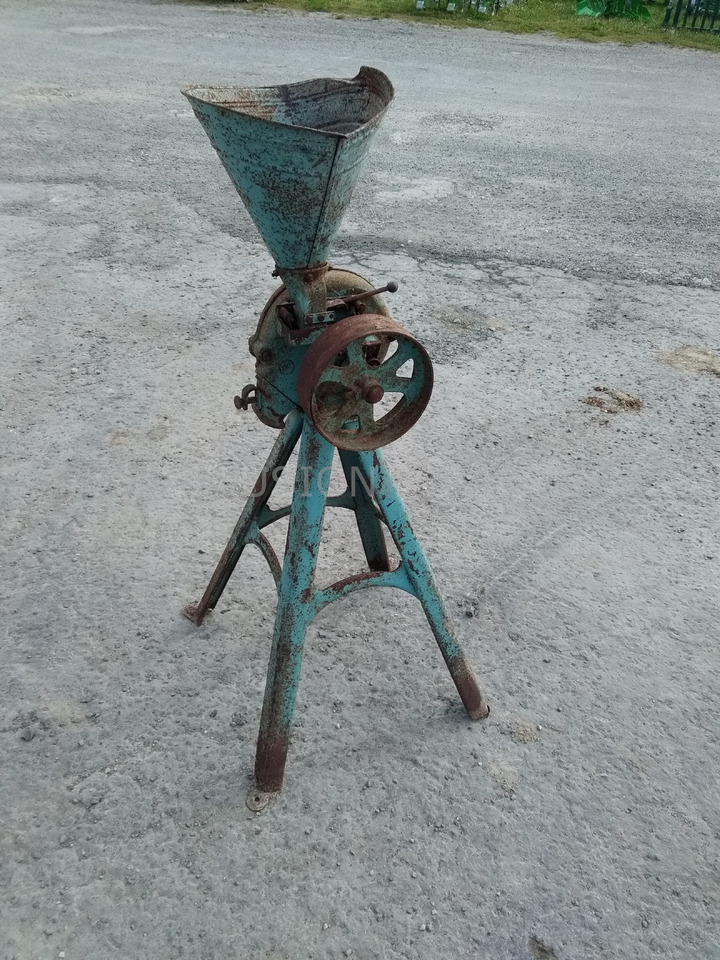 CRIQUET MOULIN A FARINE - Sadonkorjuun jälkeen - laitteet: kuva CRIQUET MOULIN A FARINE - Sadonkorjuun jälkeen - laitteet CRIQUET MOULIN A FARINE - Sadonkorjuun jälkeen - laitteet: kuva CRIQUET MOULIN A FARINE - Sadonkorjuun jälkeen - laitteet