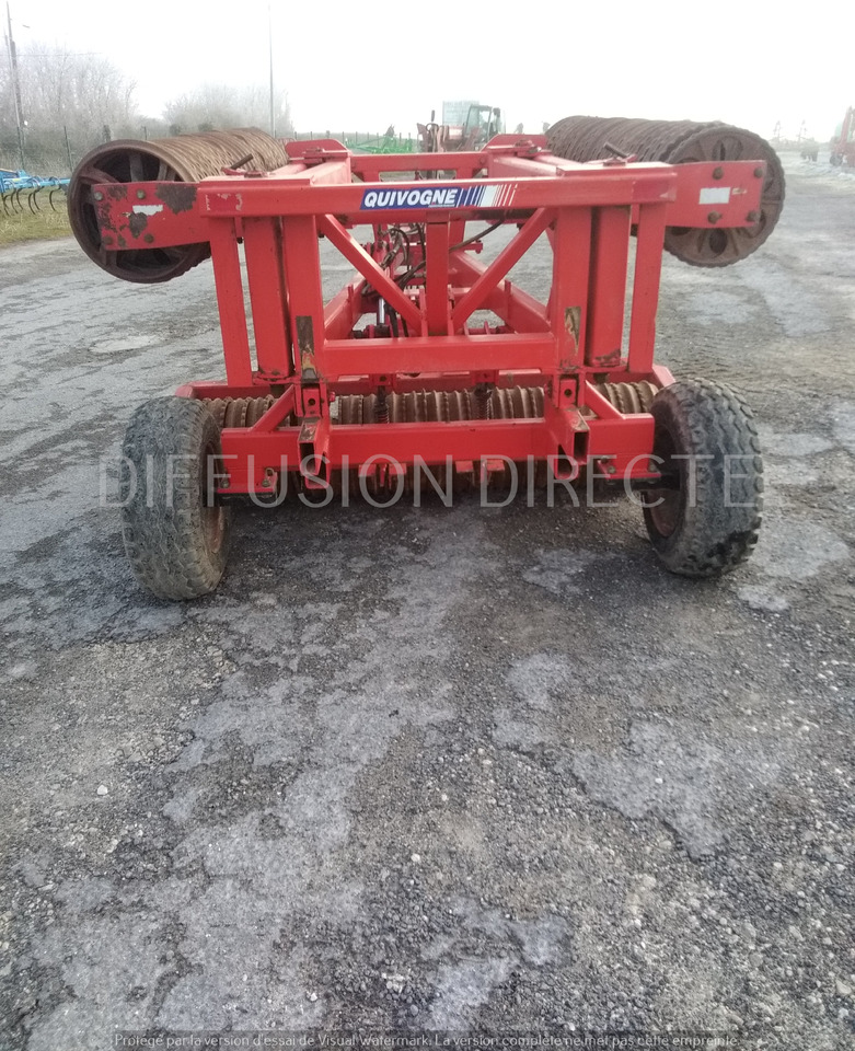 QUIVOGNE ROULEAU CAMBRIDGE R 630 - Jyrä - maanviljely: kuva QUIVOGNE ROULEAU CAMBRIDGE R 630 - Jyrä - maanviljely QUIVOGNE ROULEAU CAMBRIDGE R 630 - Jyrä - maanviljely: kuva QUIVOGNE ROULEAU CAMBRIDGE R 630 - Jyrä - maanviljely