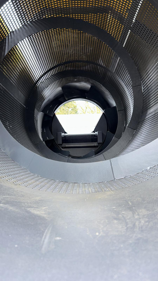 Screenbee 15.44S - Seula: kuva Screenbee 15.44S - Seula Screenbee 15.44S - Seula: kuva Screenbee 15.44S - Seula