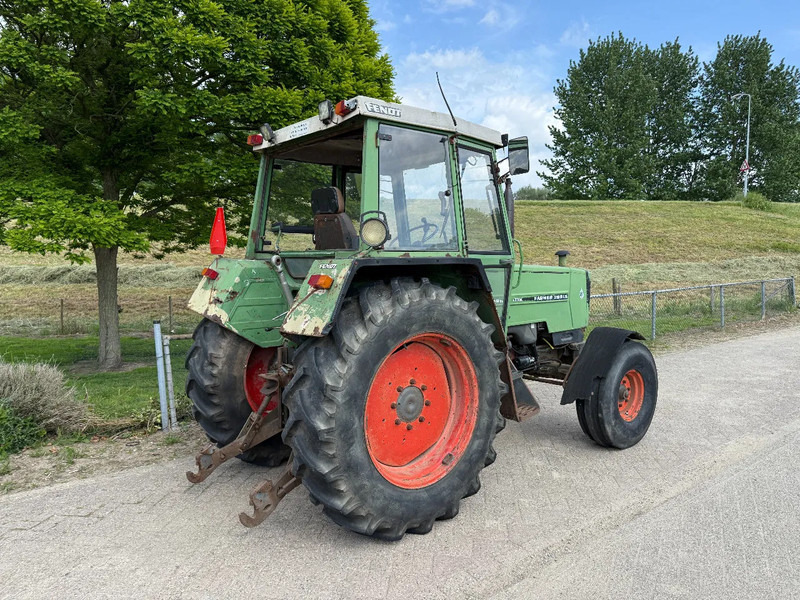Fendt FARMER 306 LS 4X2 - Traktori: kuva Fendt FARMER 306 LS 4X2 - Traktori Fendt FARMER 306 LS 4X2 - Traktori: kuva Fendt FARMER 306 LS 4X2 - Traktori
