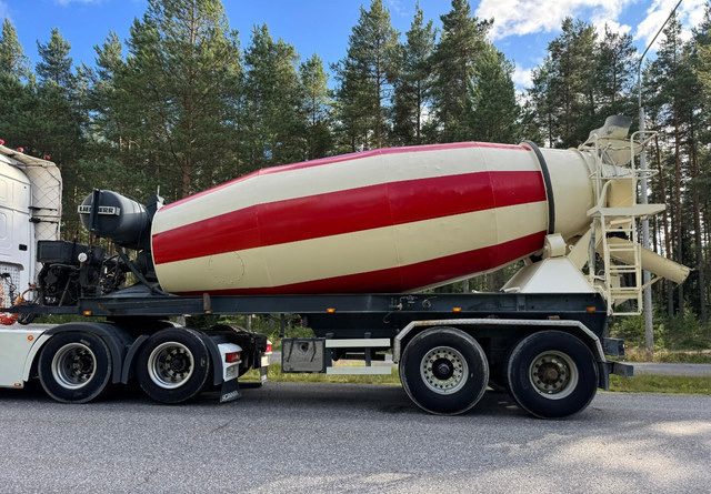 Liebherr12m3 Perävaunu - Betonin kuljetus puoliperävaunu: kuva Liebherr12m3 Perävaunu - Betonin kuljetus puoliperävaunu Liebherr12m3 Perävaunu - Betonin kuljetus puoliperävaunu: kuva Liebherr12m3 Perävaunu - Betonin kuljetus puoliperävaunu