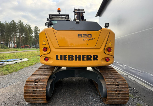 LiebherrR920 Compact + Marttiini - Telakaivukone: kuva LiebherrR920 Compact + Marttiini - Telakaivukone LiebherrR920 Compact + Marttiini - Telakaivukone: kuva LiebherrR920 Compact + Marttiini - Telakaivukone