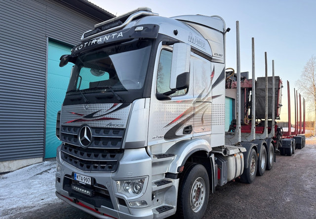 Mercedes-BenzArocs 8x4 Nosturilla! - Puuauto, Nosturiauto: kuva Mercedes-BenzArocs 8x4 Nosturilla! - Puuauto, Nosturiauto Mercedes-BenzArocs 8x4 Nosturilla! - Puuauto, Nosturiauto: kuva Mercedes-BenzArocs 8x4 Nosturilla! - Puuauto, Nosturiauto