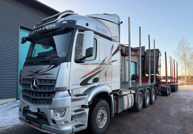 Mercedes-BenzArocs 8x4 - Puuauto, Nosturiauto: kuva  Mercedes-BenzArocs 8x4 - Puuauto, Nosturiauto Mercedes-BenzArocs 8x4 - Puuauto, Nosturiauto: kuva  Mercedes-BenzArocs 8x4 - Puuauto, Nosturiauto