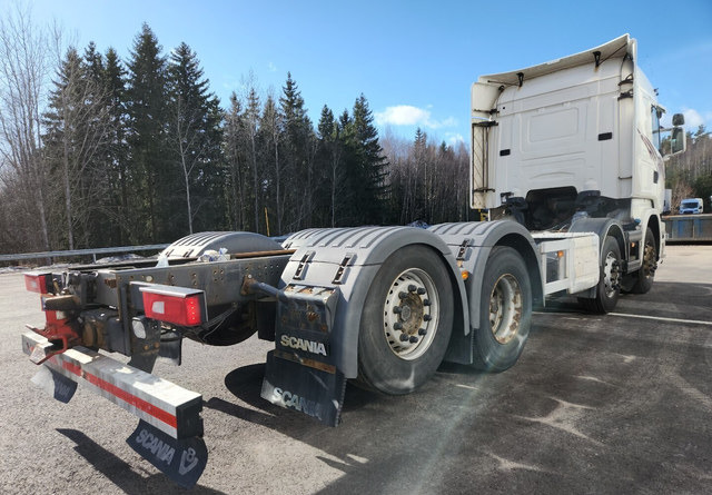 ScaniaR520 2+2 Alusta - Kuorma-auto alusta: kuva ScaniaR520 2+2 Alusta - Kuorma-auto alusta ScaniaR520 2+2 Alusta - Kuorma-auto alusta: kuva ScaniaR520 2+2 Alusta - Kuorma-auto alusta