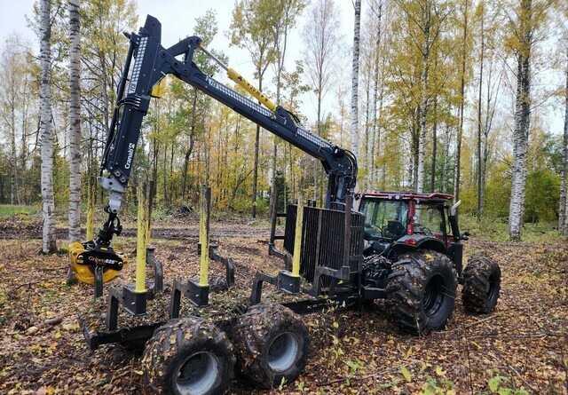 ValtraN123 + Kronos 140 4WDM + Cranab FC8 - Metsätraktori, Metsäperävaunu: kuva ValtraN123 + Kronos 140 4WDM + Cranab FC8 - Metsätraktori, Metsäperävaunu ValtraN123 + Kronos 140 4WDM + Cranab FC8 - Metsätraktori, Metsäperävaunu: kuva ValtraN123 + Kronos 140 4WDM + Cranab FC8 - Metsätraktori, Metsäperävaunu