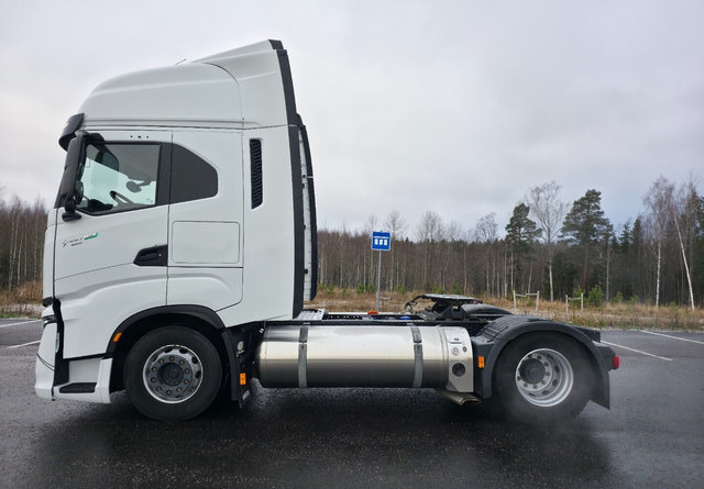IvecoS-Way 460 4x2 LNG / LBG - Vetopöytäauto: kuva IvecoS-Way 460 4x2 LNG / LBG - Vetopöytäauto IvecoS-Way 460 4x2 LNG / LBG - Vetopöytäauto: kuva IvecoS-Way 460 4x2 LNG / LBG - Vetopöytäauto