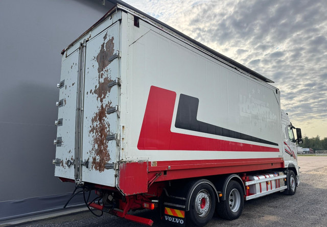 VolvoFH13 500 6x2 Ketjupurku + Rahtikaappi - Umpikori kuorma-auto: kuva VolvoFH13 500 6x2 Ketjupurku + Rahtikaappi - Umpikori kuorma-auto VolvoFH13 500 6x2 Ketjupurku + Rahtikaappi - Umpikori kuorma-auto: kuva VolvoFH13 500 6x2 Ketjupurku + Rahtikaappi - Umpikori kuorma-auto