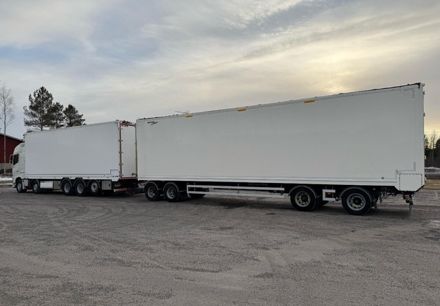 VolvoFH16 750 10x4 - Umpikori kuorma-auto: kuva VolvoFH16 750 10x4 - Umpikori kuorma-auto VolvoFH16 750 10x4 - Umpikori kuorma-auto: kuva VolvoFH16 750 10x4 - Umpikori kuorma-auto