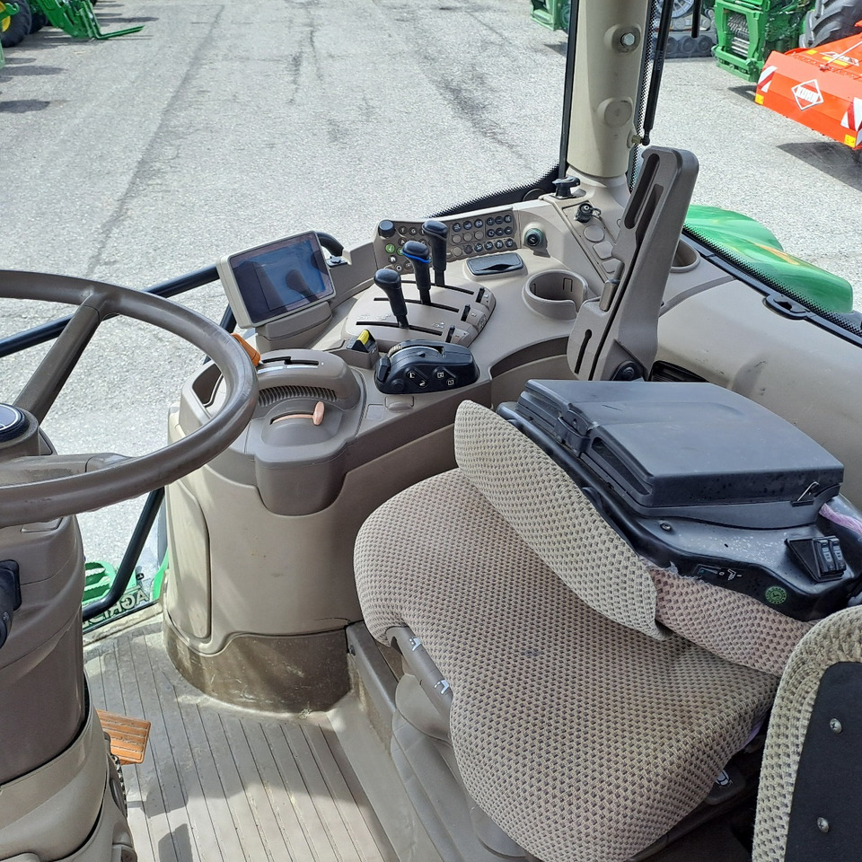 JOHN DEERE 6210R - ASTA AGRIBERTOCCHI - Traktori: kuva JOHN DEERE 6210R - ASTA AGRIBERTOCCHI - Traktori JOHN DEERE 6210R - ASTA AGRIBERTOCCHI - Traktori: kuva JOHN DEERE 6210R - ASTA AGRIBERTOCCHI - Traktori