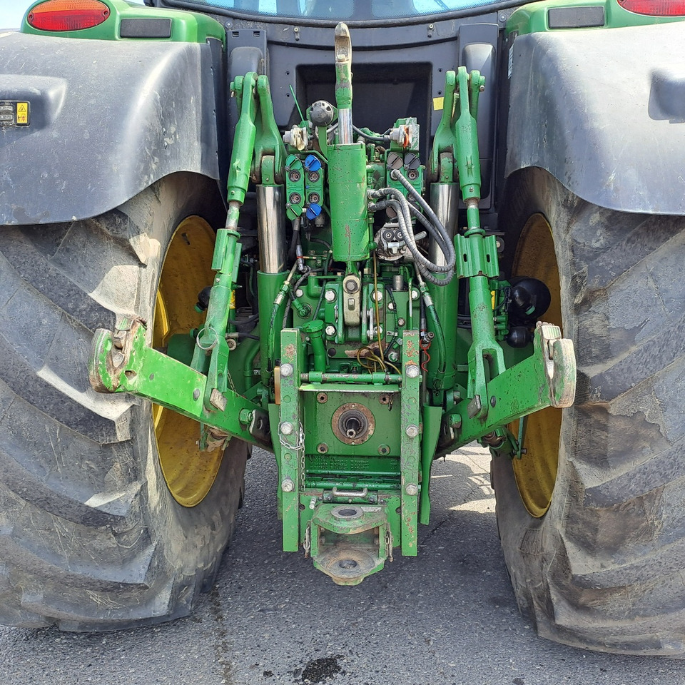 JOHN DEERE 6210R - ASTA AGRIBERTOCCHI - Traktori: kuva JOHN DEERE 6210R - ASTA AGRIBERTOCCHI - Traktori JOHN DEERE 6210R - ASTA AGRIBERTOCCHI - Traktori: kuva JOHN DEERE 6210R - ASTA AGRIBERTOCCHI - Traktori