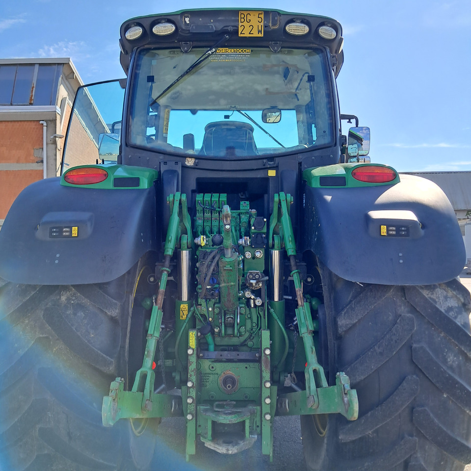 JOHN DEERE 6230R - Traktori: kuva JOHN DEERE 6230R - Traktori JOHN DEERE 6230R - Traktori: kuva JOHN DEERE 6230R - Traktori