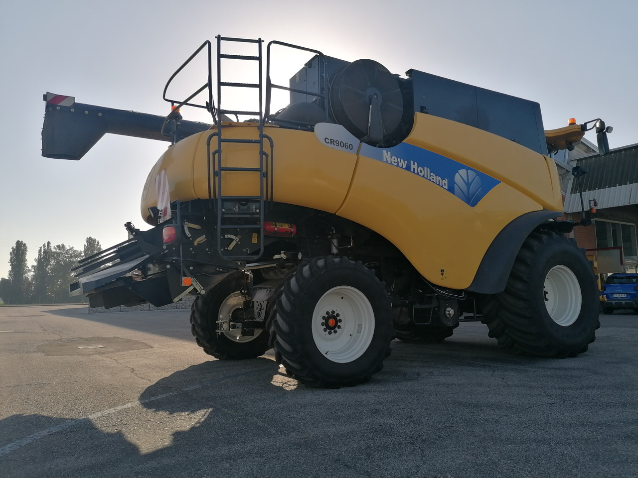 NEW HOLLAND CR 9060 - Leikkuupuimuri: kuva NEW HOLLAND CR 9060 - Leikkuupuimuri NEW HOLLAND CR 9060 - Leikkuupuimuri: kuva NEW HOLLAND CR 9060 - Leikkuupuimuri