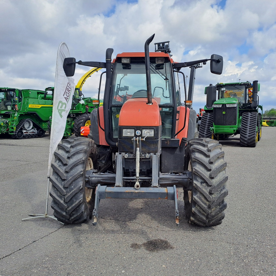 NEW HOLLAND FIATAGRI TS 110 - Traktori: kuva NEW HOLLAND FIATAGRI TS 110 - Traktori NEW HOLLAND FIATAGRI TS 110 - Traktori: kuva NEW HOLLAND FIATAGRI TS 110 - Traktori