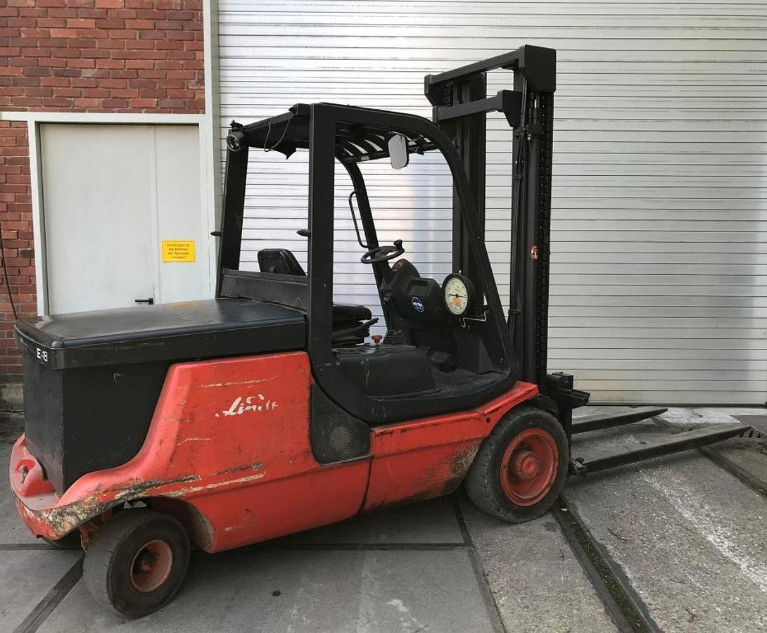 Elektro-Gabelstapler LINDE - Sähkötrukki: kuva Elektro-Gabelstapler LINDE - Sähkötrukki Elektro-Gabelstapler LINDE - Sähkötrukki: kuva Elektro-Gabelstapler LINDE - Sähkötrukki