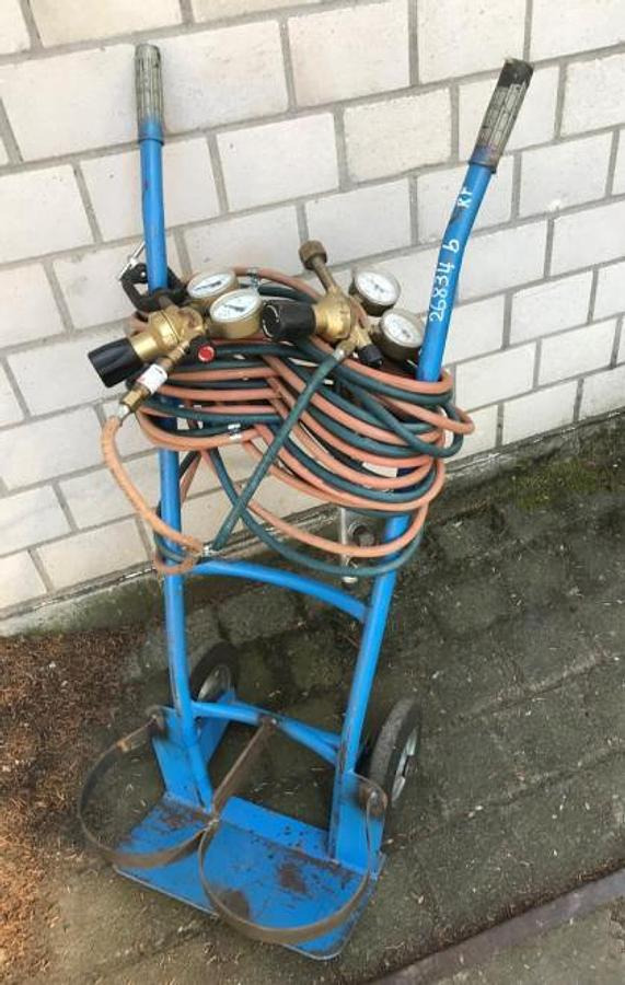 Flaschenwagen für Gas und Sauerstoff - Hitsauslaite: kuva Flaschenwagen für Gas und Sauerstoff - Hitsauslaite Flaschenwagen für Gas und Sauerstoff - Hitsauslaite: kuva Flaschenwagen für Gas und Sauerstoff - Hitsauslaite