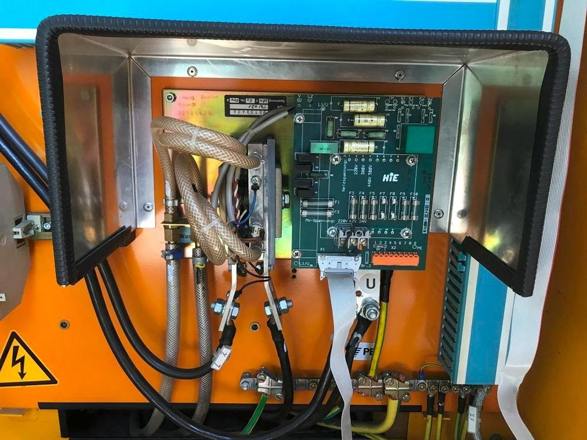 Punktschweißmaschine ARO - Hitsauslaite: kuva Punktschweißmaschine ARO - Hitsauslaite Punktschweißmaschine ARO - Hitsauslaite: kuva Punktschweißmaschine ARO - Hitsauslaite