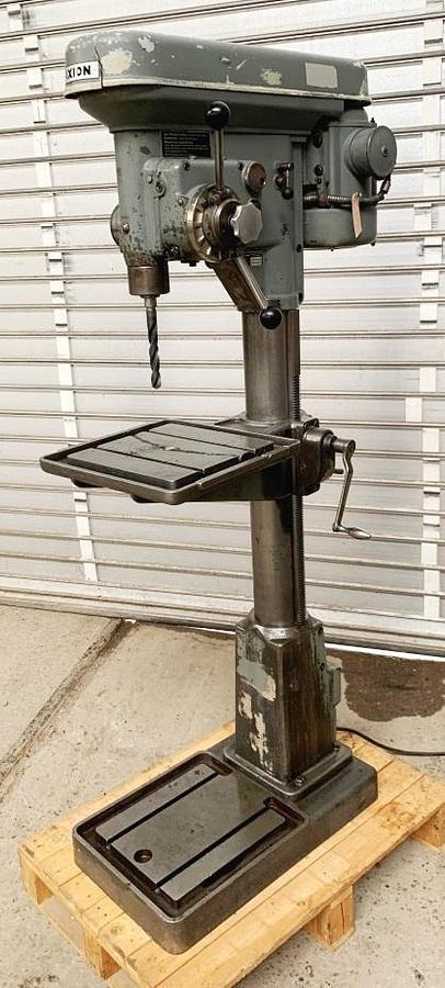 Säulenbohrmaschine IXION - Pylväsporakone: kuva Säulenbohrmaschine IXION - Pylväsporakone Säulenbohrmaschine IXION - Pylväsporakone: kuva Säulenbohrmaschine IXION - Pylväsporakone