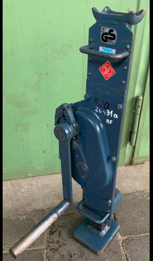 Stockwinde BÖCKER - Varastokone: kuva Stockwinde BÖCKER - Varastokone Stockwinde BÖCKER - Varastokone: kuva Stockwinde BÖCKER - Varastokone