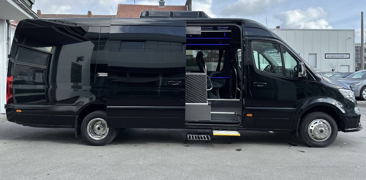 Mercedes Benz Sprinter 519 CDI - Minibussi, Pikkubussi: kuva Mercedes Benz Sprinter 519 CDI - Minibussi, Pikkubussi Mercedes Benz Sprinter 519 CDI - Minibussi, Pikkubussi: kuva Mercedes Benz Sprinter 519 CDI - Minibussi, Pikkubussi