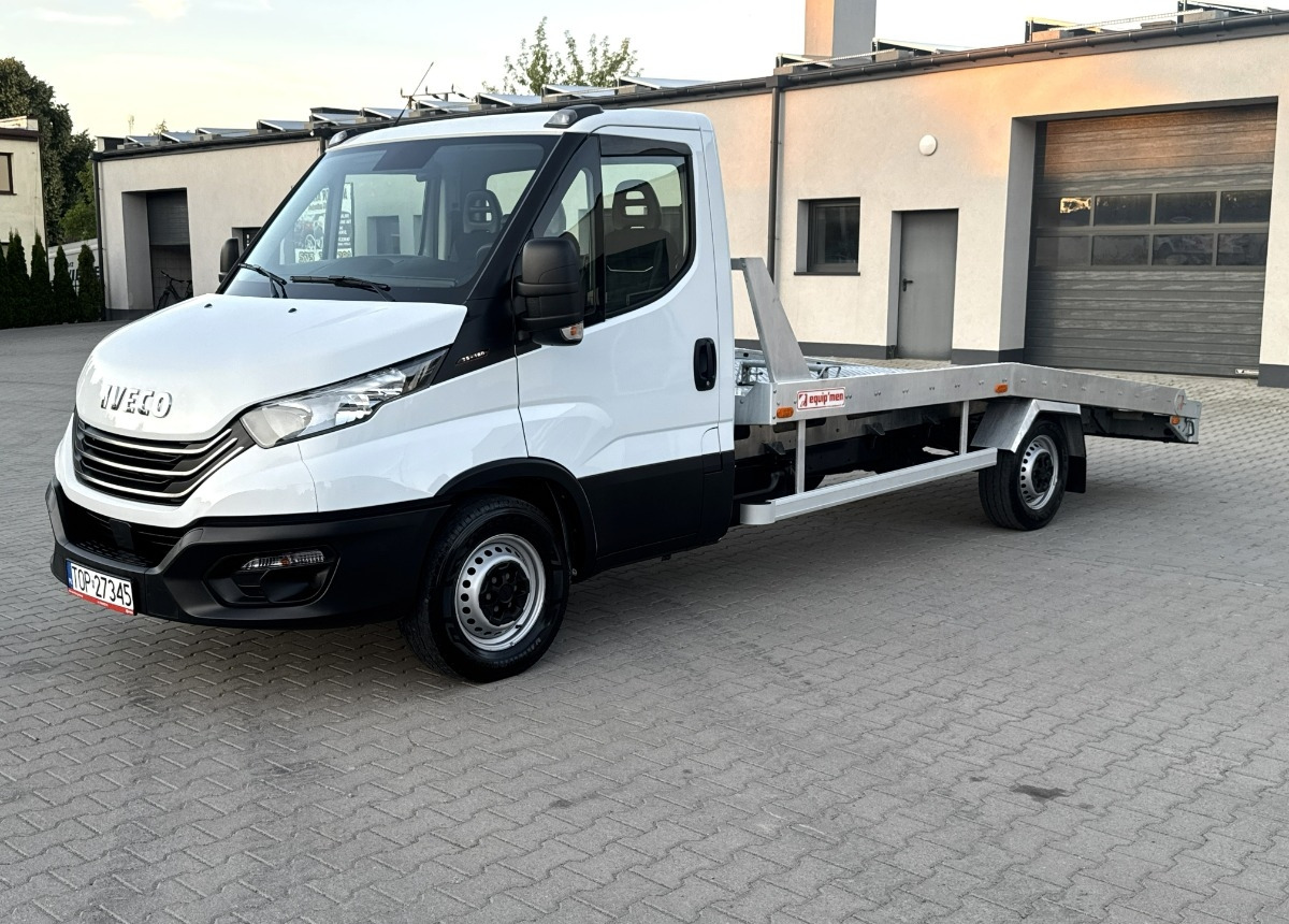 Kuljetin kuorma-auto Iveco Daily 3.0 160KM Rok 2022 55 tys km przebiegu AUTOLAWETA Najazd laweta: kuva Kuljetin kuorma-auto Iveco Daily 3.0 160KM Rok 2022 55 tys km przebiegu AUTOLAWETA Najazd laweta