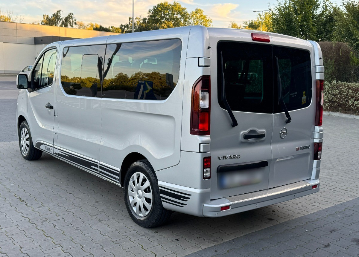 Opel Vivaro 1.6 DCI 145KM 9 osobowy Nawiewy góra dół DOINWESTOWANY Super stan - Farmari: kuva Opel Vivaro 1.6 DCI 145KM 9 osobowy Nawiewy góra dół DOINWESTOWANY Super stan - Farmari Opel Vivaro 1.6 DCI 145KM 9 osobowy Nawiewy góra dół DOINWESTOWANY Super stan - Farmari: kuva Opel Vivaro 1.6 DCI 145KM 9 osobowy Nawiewy góra dół DOINWESTOWANY Super stan - Farmari