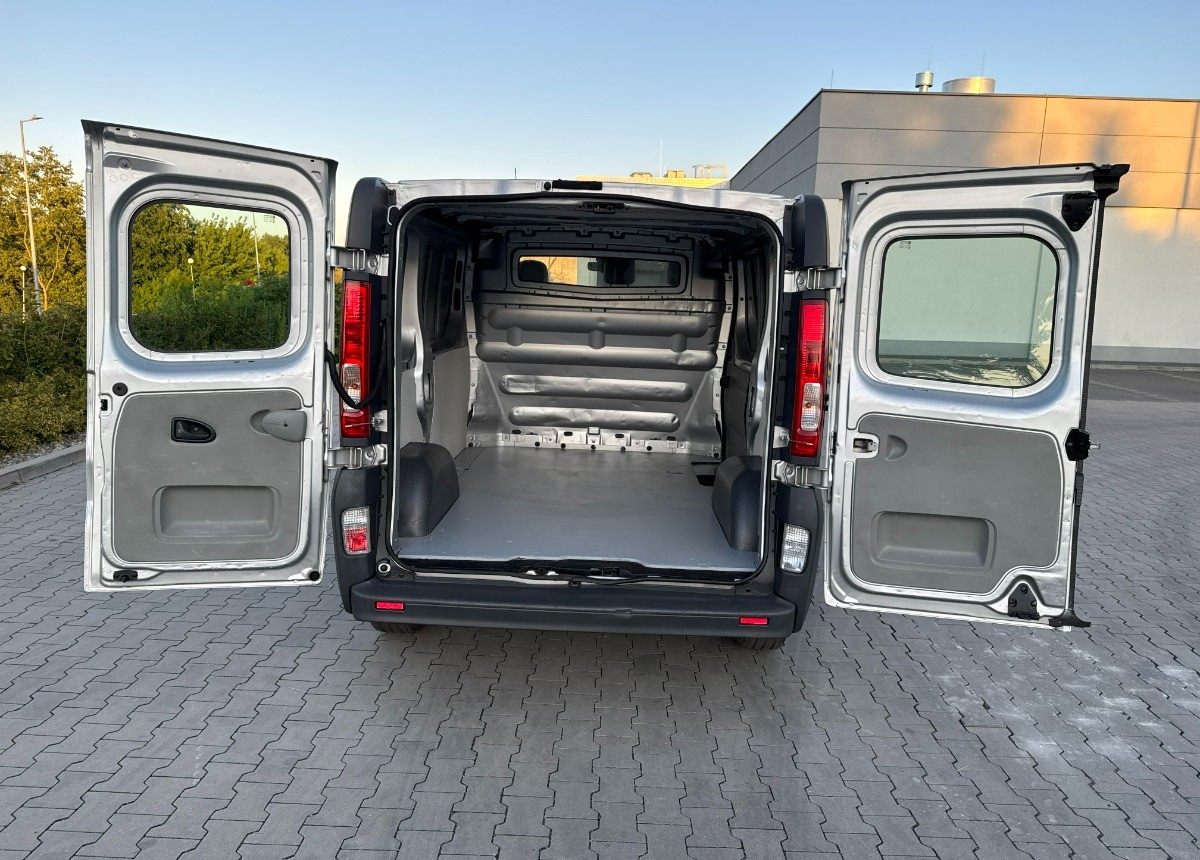 Opel Vivaro 2.0 DCI 115KM 2014 Rok Klimatyzacja Nawigacja BEZWYPADKOWY - Pakettiauto: kuva Opel Vivaro 2.0 DCI 115KM 2014 Rok Klimatyzacja Nawigacja BEZWYPADKOWY - Pakettiauto Opel Vivaro 2.0 DCI 115KM 2014 Rok Klimatyzacja Nawigacja BEZWYPADKOWY - Pakettiauto: kuva Opel Vivaro 2.0 DCI 115KM 2014 Rok Klimatyzacja Nawigacja BEZWYPADKOWY - Pakettiauto