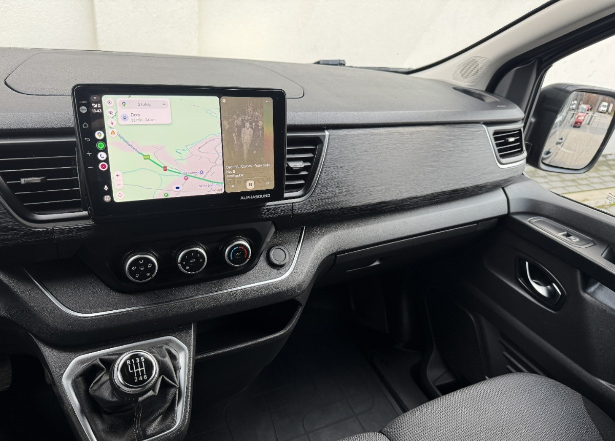 Minibussi, Pikkubussi Renault Trafic Long 9 osobowy 2.0 DCI 150 KM Rok 2023 Przewóz osób niepełnosprawnych: kuva Minibussi, Pikkubussi Renault Trafic Long 9 osobowy 2.0 DCI 150 KM Rok 2023 Przewóz osób niepełnosprawnych