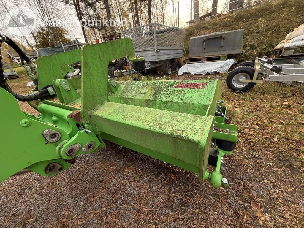 Avant Slagklippare - Kesantomurskain/ Vesakkomurskain: kuva Avant Slagklippare - Kesantomurskain/ Vesakkomurskain Avant Slagklippare - Kesantomurskain/ Vesakkomurskain: kuva Avant Slagklippare - Kesantomurskain/ Vesakkomurskain