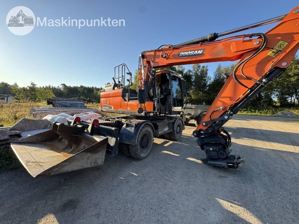 Doosan DX 170 W-5 + Tippvagn + Redskap - Pyöräalustainen kaivinkone: kuva Doosan DX 170 W-5 + Tippvagn + Redskap - Pyöräalustainen kaivinkone Doosan DX 170 W-5 + Tippvagn + Redskap - Pyöräalustainen kaivinkone: kuva Doosan DX 170 W-5 + Tippvagn + Redskap - Pyöräalustainen kaivinkone