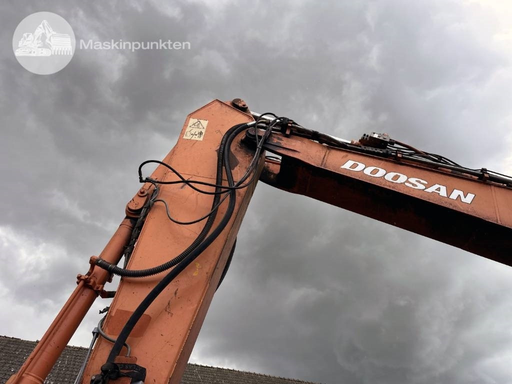 Telakaivukone Doosan Solar 140 LC V: kuva Telakaivukone Doosan Solar 140 LC V