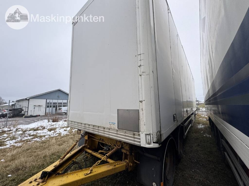 Ekeri L4 - Umpikori perävaunu: kuva Ekeri L4 - Umpikori perävaunu Ekeri L4 - Umpikori perävaunu: kuva Ekeri L4 - Umpikori perävaunu