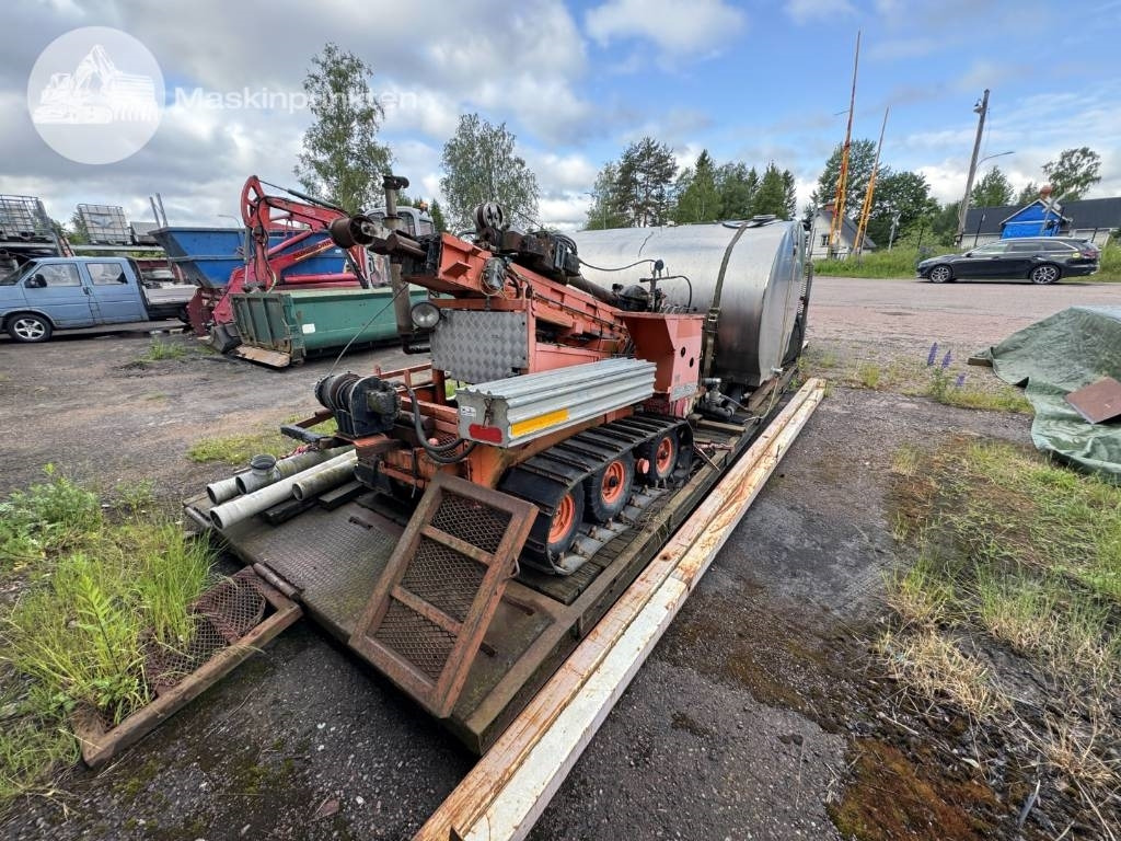 GeotecH Spolningsaggregat på flak - Porakone: kuva GeotecH Spolningsaggregat på flak - Porakone GeotecH Spolningsaggregat på flak - Porakone: kuva GeotecH Spolningsaggregat på flak - Porakone