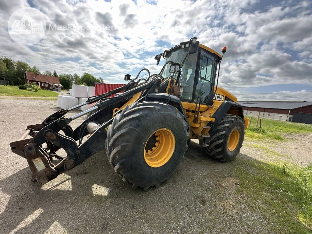 JCB 435 - Pyöräkuormaaja: kuva JCB 435 - Pyöräkuormaaja JCB 435 - Pyöräkuormaaja: kuva JCB 435 - Pyöräkuormaaja